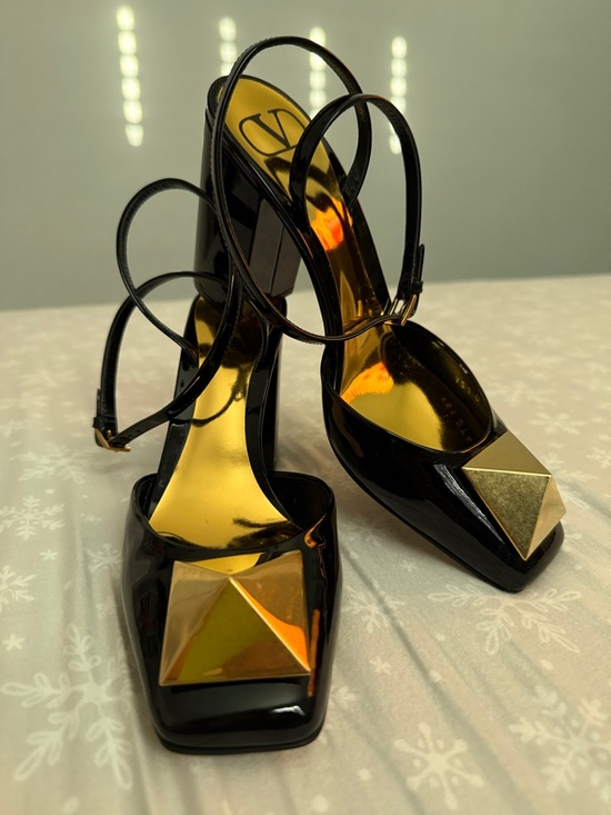 Valentino Shoes - Valentino Black Patent Slingback Pumps with Gold Pyramid Accent